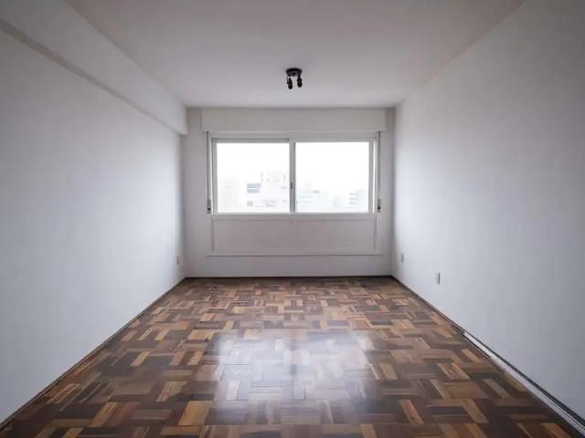 Apartamento venda em Região Geográfica Imediata de Pelotas, Aglomeração Urbana do Sul