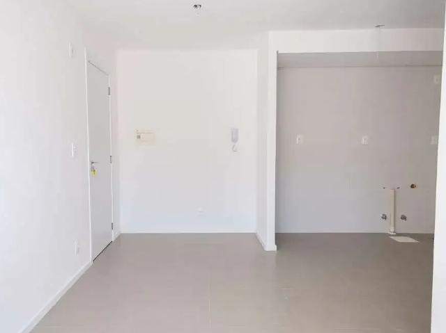 Apartamento venda em Região Geográfica Imediata de Pelotas, Aglomeração Urbana do Sul