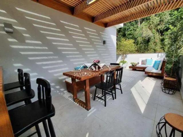 Apartamento venda em Região Geográfica Imediata de Petrópolis, Região Metropolitana do Rio de Janeiro