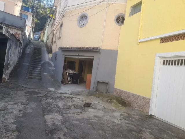 Apartamento venda em Região Geográfica Imediata de Petrópolis, Região Metropolitana do Rio de Janeiro
