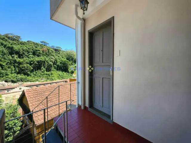 Apartamento venda em Região Geográfica Imediata de Petrópolis, Região Metropolitana do Rio de Janeiro