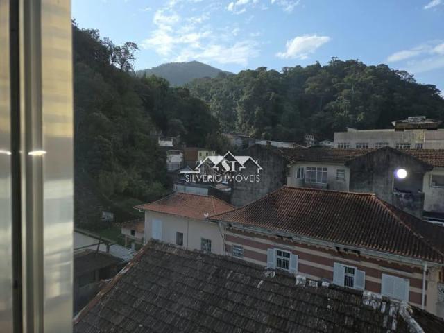 Apartamento venda em Petrópolis, Região Geográfica Intermediária de Petrópolis