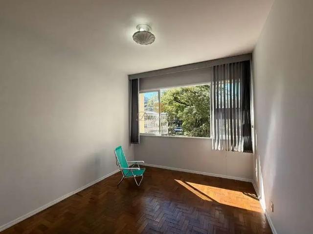 Apartamento venda em Região Geográfica Imediata de Petrópolis, Região Metropolitana do Rio de Janeiro