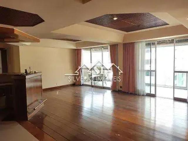 Apartamento venda em Região Geográfica Imediata de Petrópolis, Região Metropolitana do Rio de Janeiro