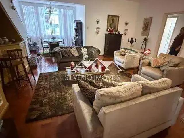Apartamento venda em Região Geográfica Imediata de Petrópolis, Região Metropolitana do Rio de Janeiro