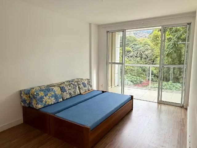 Apartamento venda em Região Geográfica Imediata de Petrópolis, Região Metropolitana do Rio de Janeiro