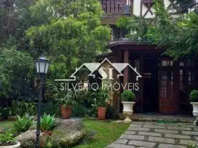 Apartamento venda em Região Geográfica Imediata de Petrópolis, Região Metropolitana do Rio de Janeiro