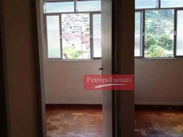 Apartamento venda em Petrópolis, Mosela