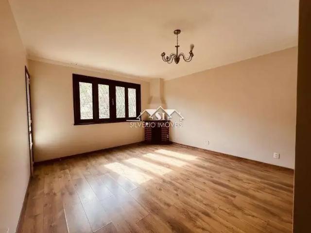 Apartamento venda em Região Geográfica Imediata de Petrópolis, Região Metropolitana do Rio de Janeiro