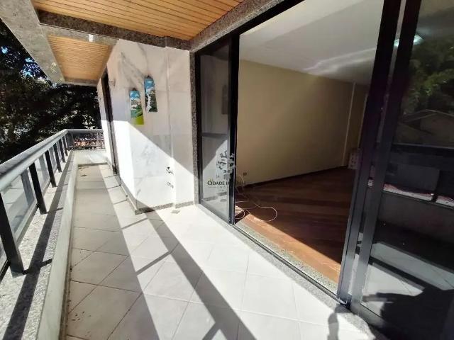 Apartamento venda em Região Geográfica Imediata de Petrópolis, Região Metropolitana do Rio de Janeiro