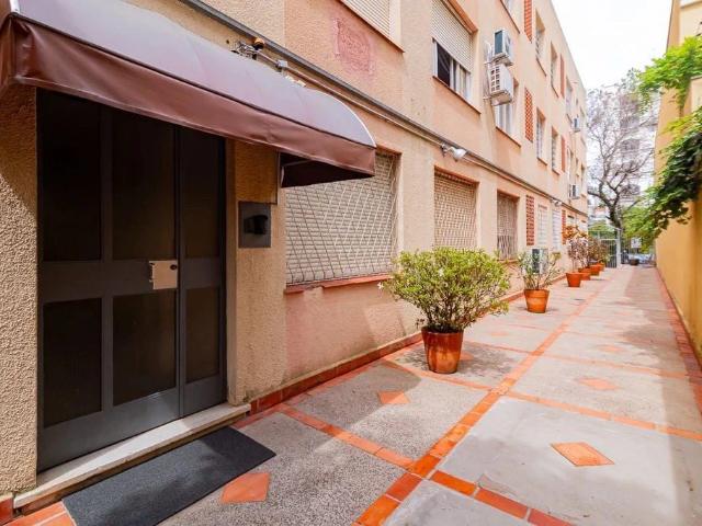 Apartamento venda em Auxiliadora, Porto Alegre
