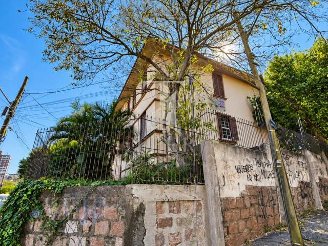Apartamento venda em Passo da Areia, Porto Alegre