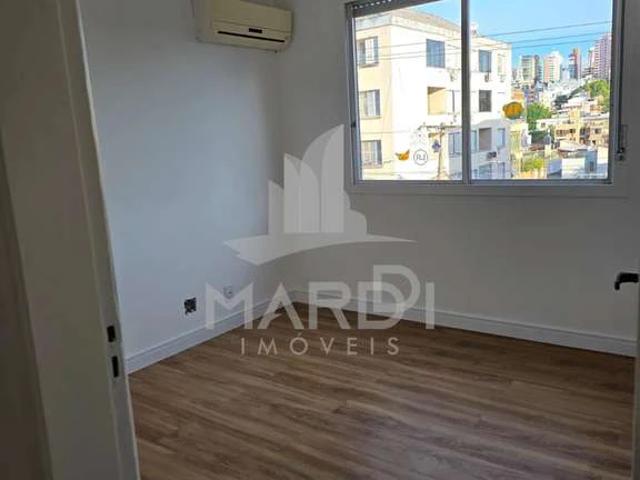 Apartamento venda em Auxiliadora, Porto Alegre