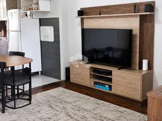 Apartamento venda em Floresta, Porto Alegre