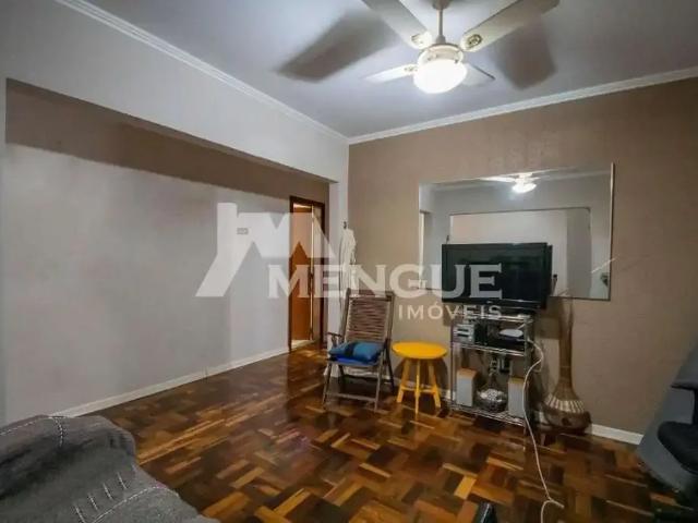 Apartamento venda em Passo da Areia, Porto Alegre