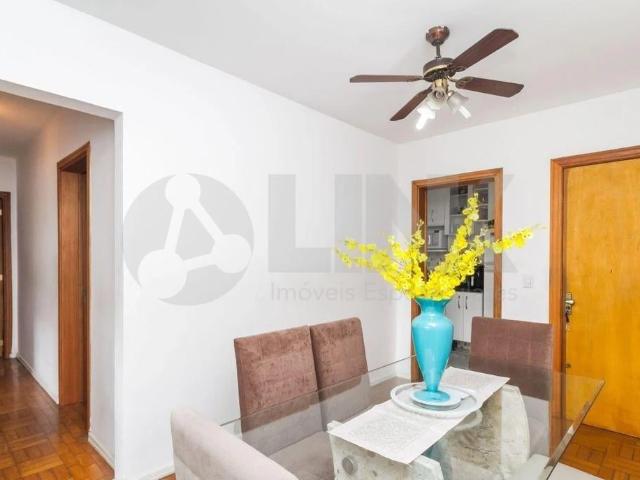 Apartamento venda em Azenha, Porto Alegre