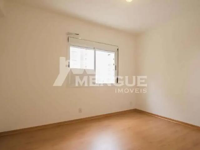 Apartamento venda em Santo Antônio, Porto Alegre