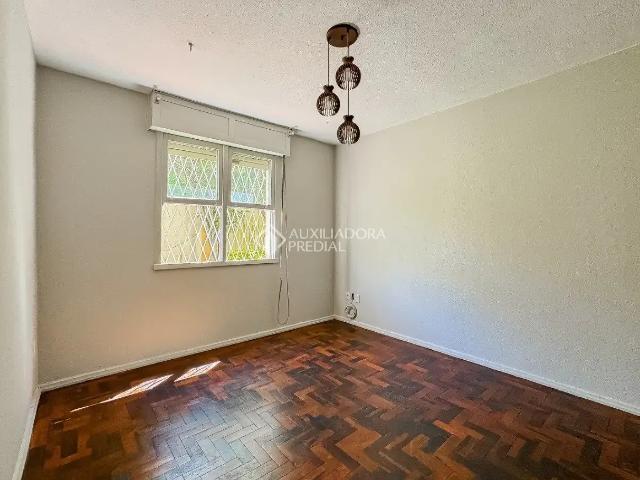 Apartamento venda em Passo da Areia, Porto Alegre