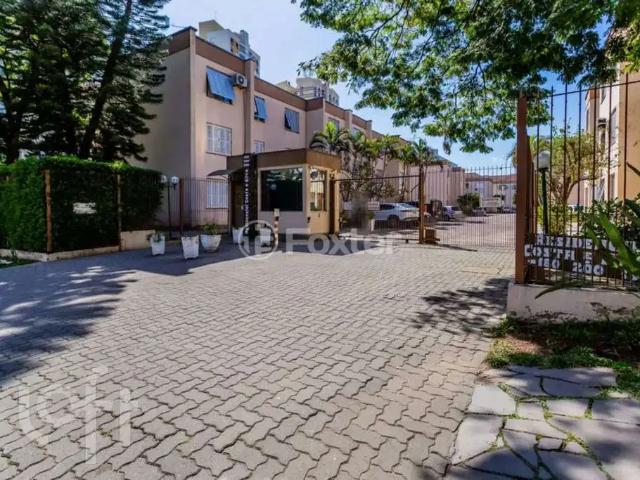 Apartamento venda em Passo da Areia, Porto Alegre