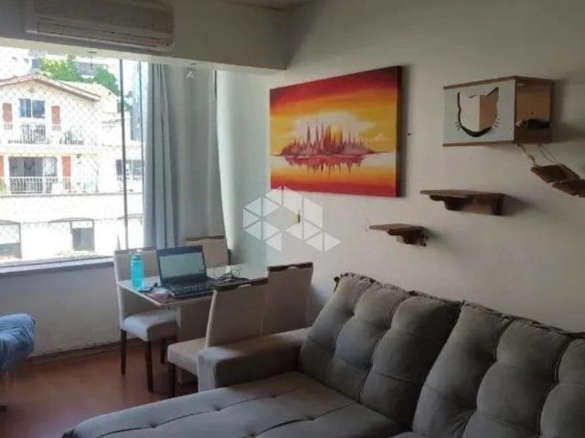 Apartamento venda em Floresta, Porto Alegre