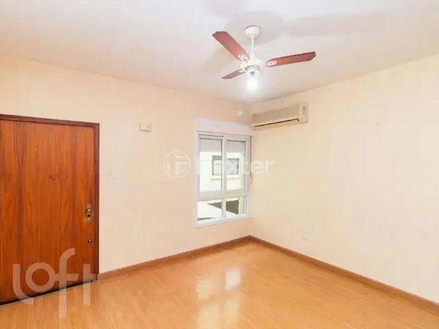 Apartamento venda em São João, Porto Alegre