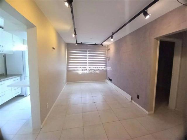 Apartamento venda em Tristeza, Porto Alegre