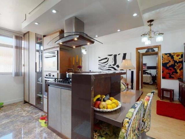 Apartamento venda em Vila Assunção, Porto Alegre