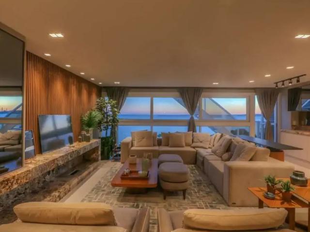Apartamento venda em Vila Assunção, Porto Alegre