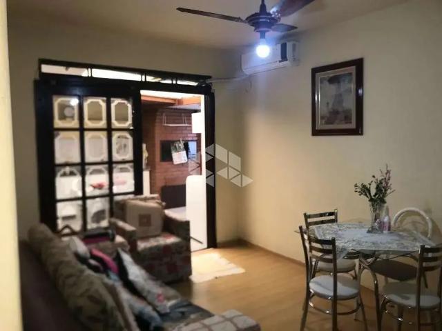 Apartamento venda em Vila Ipiranga, Porto Alegre