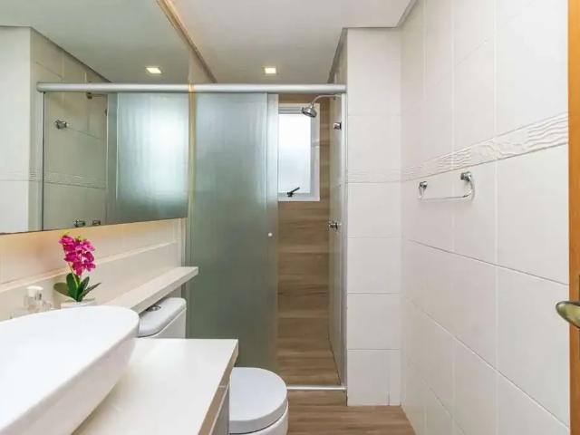 Apartamento venda em Vila Ipiranga, Porto Alegre