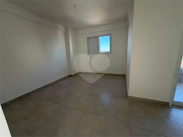Apartamento venda em Praia Grande