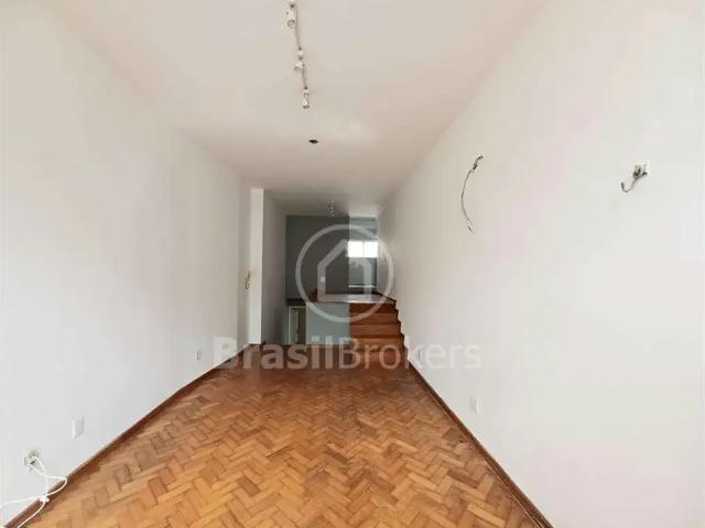 Apartamento venda em Santa Marta, Rio de Janeiro