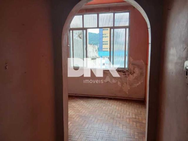 Apartamento venda em Santa Marta, Rio de Janeiro