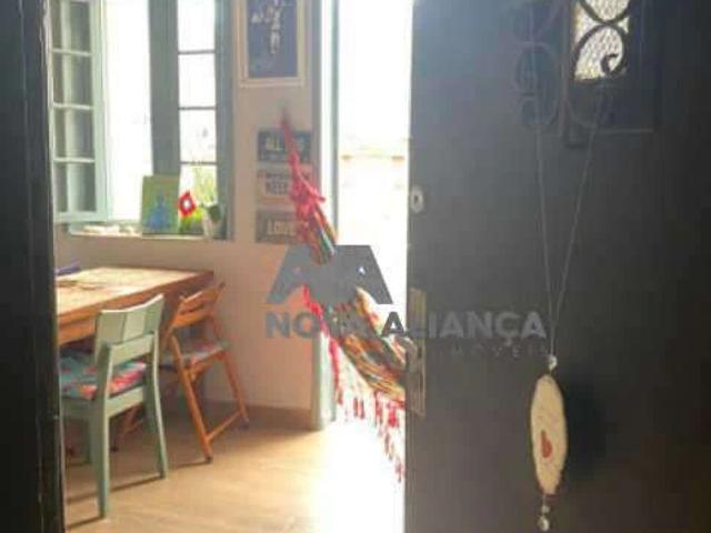 Apartamento venda em Santa Marta, Rio de Janeiro