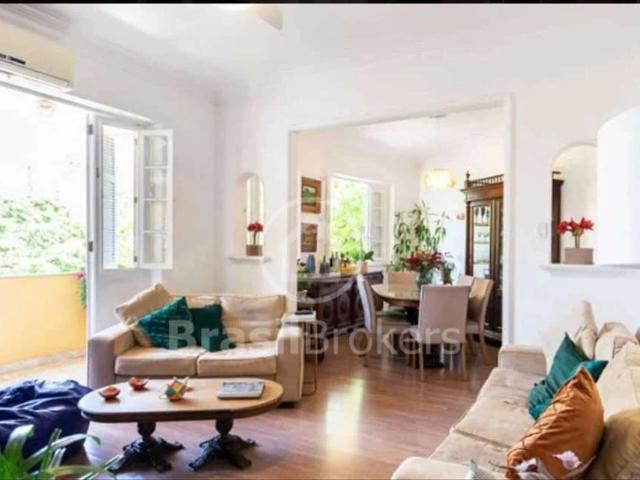 Apartamento venda em Santa Marta, Rio de Janeiro