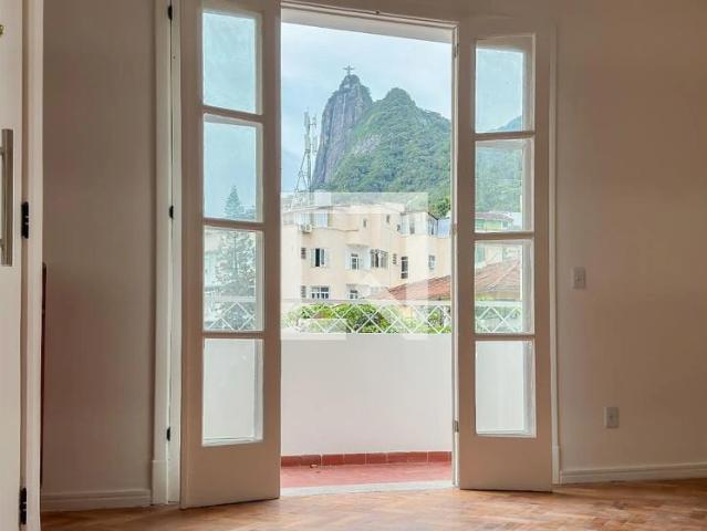 Apartamento venda em Santa Marta, Rio de Janeiro