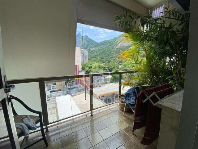 Apartamento venda em Santa Marta, Rio de Janeiro