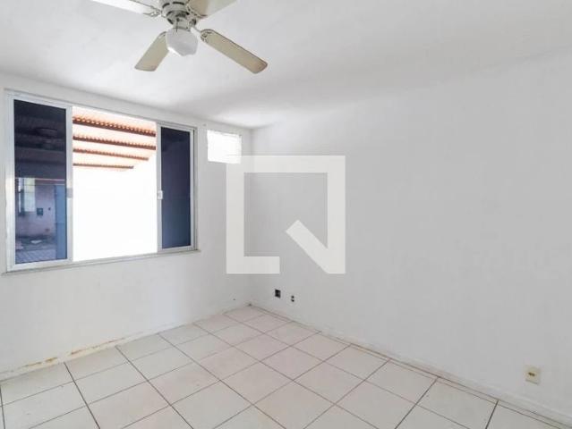 Apartamento venda em Parque Núbia, Rio de Janeiro