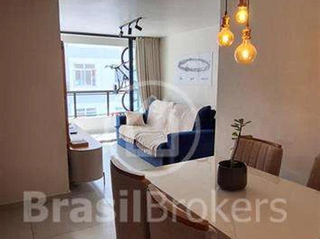 Apartamento venda em Ramos, Rio de Janeiro