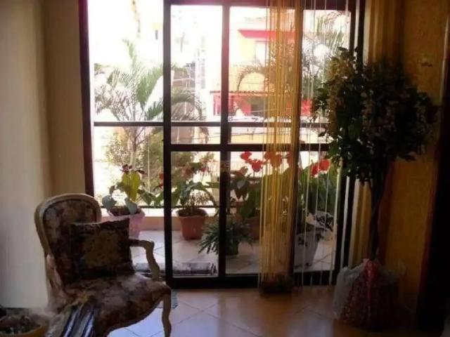 Apartamento venda em Região Imediata de São Paulo, Região Metropolitana de São Paulo