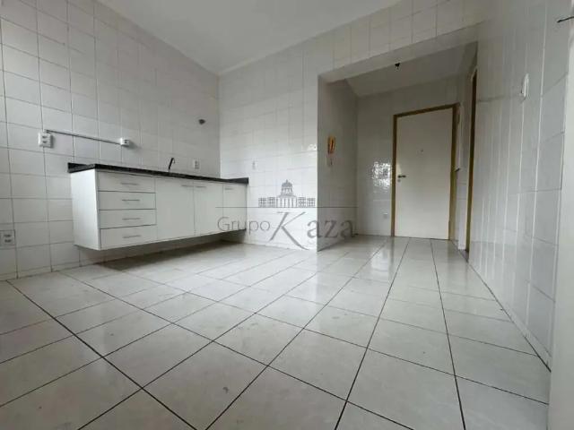 Apartamento venda em Região Imediata de São José dos Campos, Região Metropolitana do Vale do Paraíba e Litoral Norte