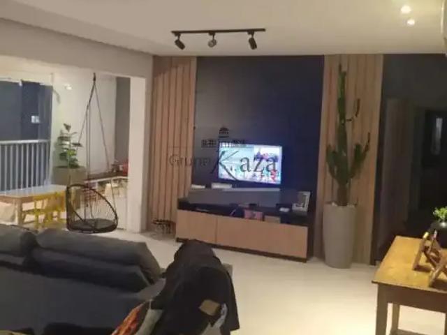Apartamento venda em Região Imediata de São José dos Campos, Região Metropolitana do Vale do Paraíba e Litoral Norte