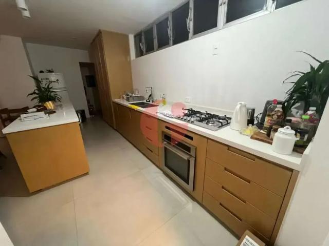 Apartamento venda em Região Imediata de São José dos Campos, Região Metropolitana do Vale do Paraíba e Litoral Norte