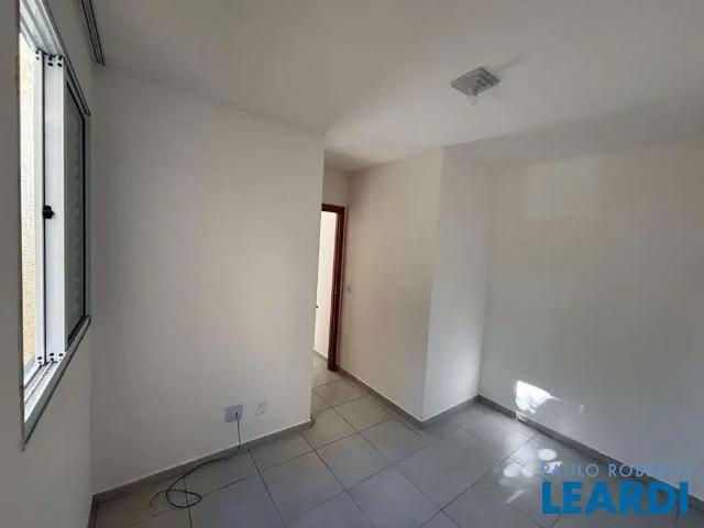 Apartamento venda em Região Imediata de São José dos Campos, Região Metropolitana do Vale do Paraíba e Litoral Norte