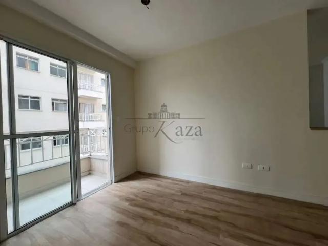 Apartamento venda em Região Imediata de São José dos Campos, Região Metropolitana do Vale do Paraíba e Litoral Norte