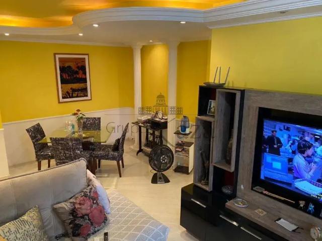 Apartamento venda em Região Imediata de São José dos Campos, Região Metropolitana do Vale do Paraíba e Litoral Norte