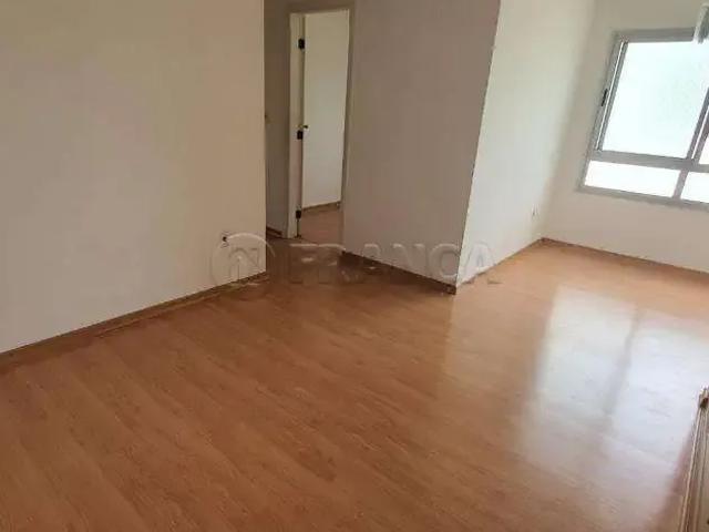 Apartamento venda em Região Imediata de São José dos Campos, Região Metropolitana do Vale do Paraíba e Litoral Norte