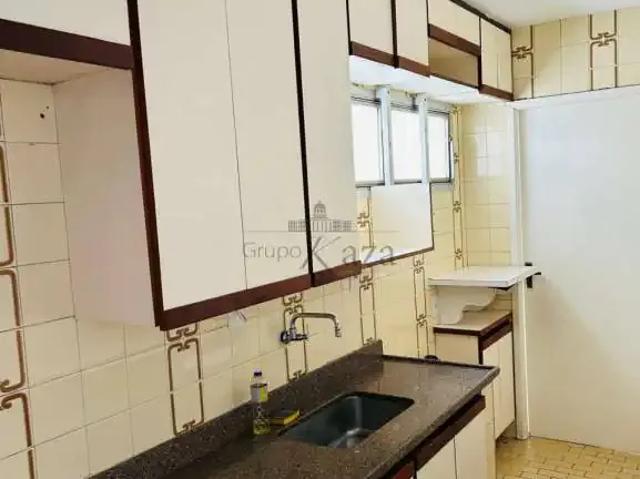 Apartamento venda em Região Imediata de São José dos Campos, Região Metropolitana do Vale do Paraíba e Litoral Norte