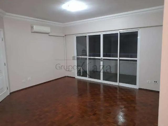 Apartamento venda em Região Imediata de São José dos Campos, Região Metropolitana do Vale do Paraíba e Litoral Norte