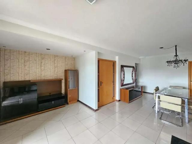 Apartamento venda em Região Imediata de São José dos Campos, Região Metropolitana do Vale do Paraíba e Litoral Norte